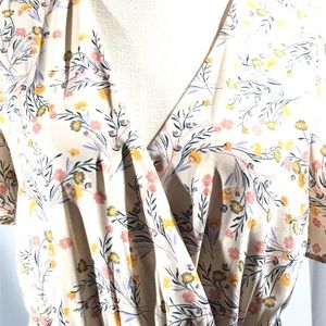 Sienna Sky Floral Wrap Tie Style Dress Size M